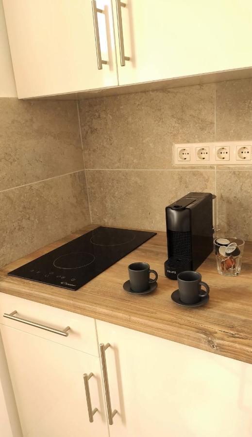 Helena Studio Apartman Siófok Esterno foto